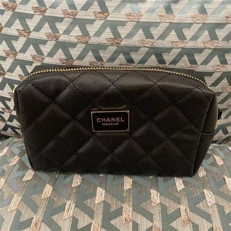 chanel make up bag uk|Chanel makeup stockists.